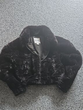 BB Dakota Black Faux Fur Cropped Teddy Jacket